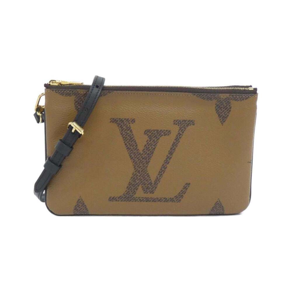 LOUIS VUITTON Authentic Brown Monogram Pochette Shoulder Bag